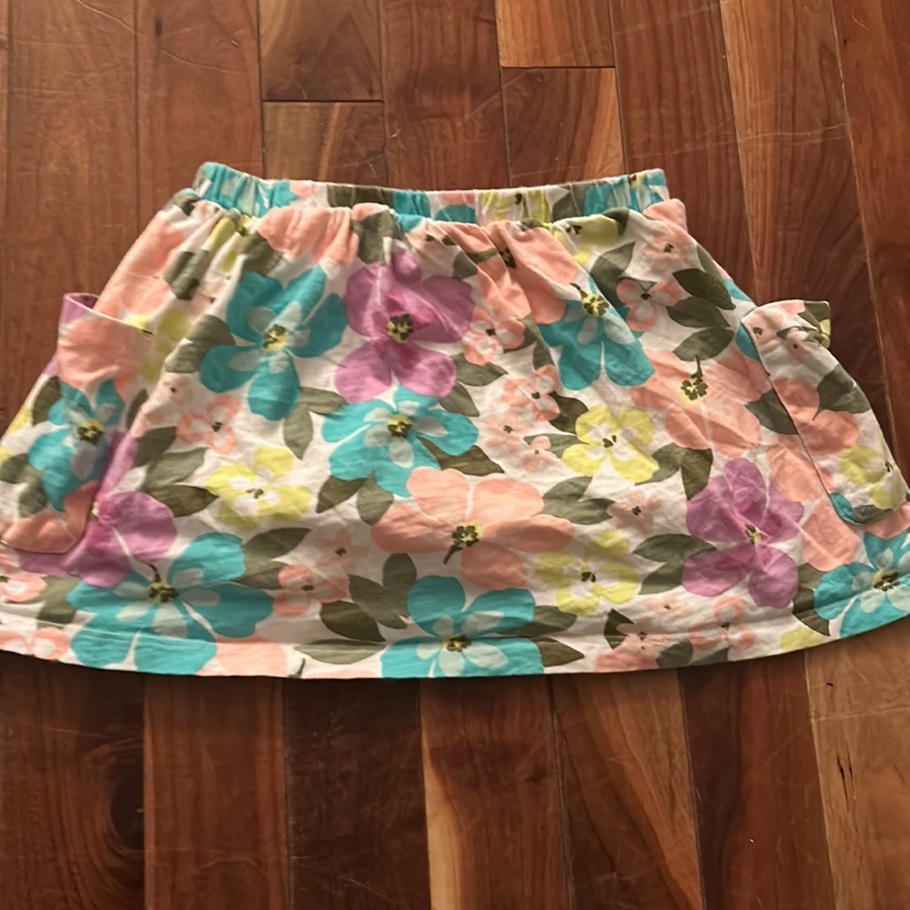 Flowered skort !